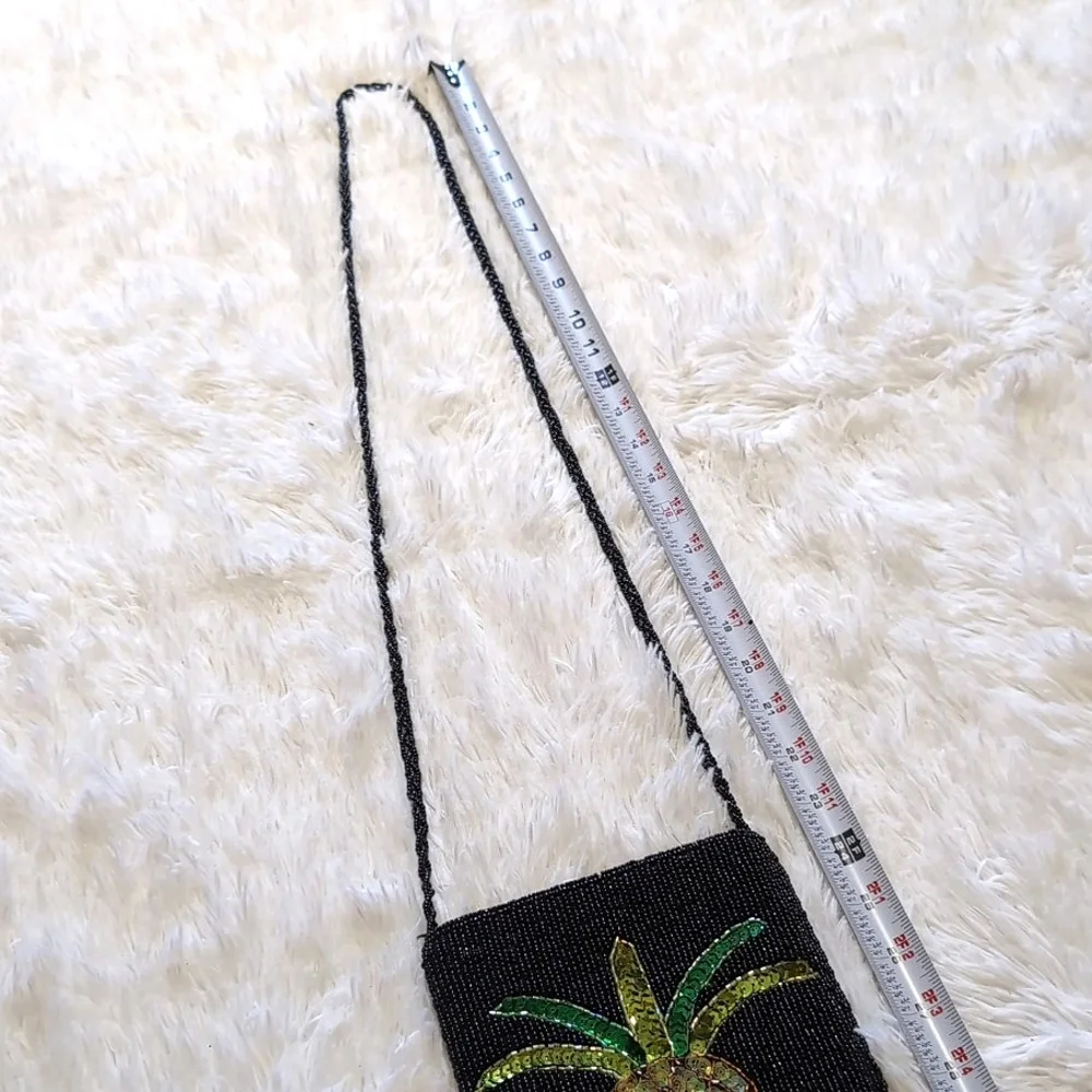 Vintage Y2K Black Beaded Sequin Pineapple Summer Cocktail Mini Crossbody - Picture 9 of 9
